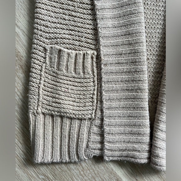 Seduction short sleeve cardigan - Picture 3 of 4